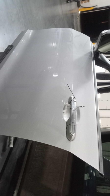 2013 Cadillac ATS Front Left Door Silver Metallic OEM 506700 80k Miles