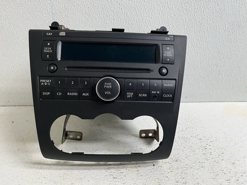 2007-2009 Nissan Altima Single Disc CD Radio Stereo NON-AUTO HVAC AMFM Player
