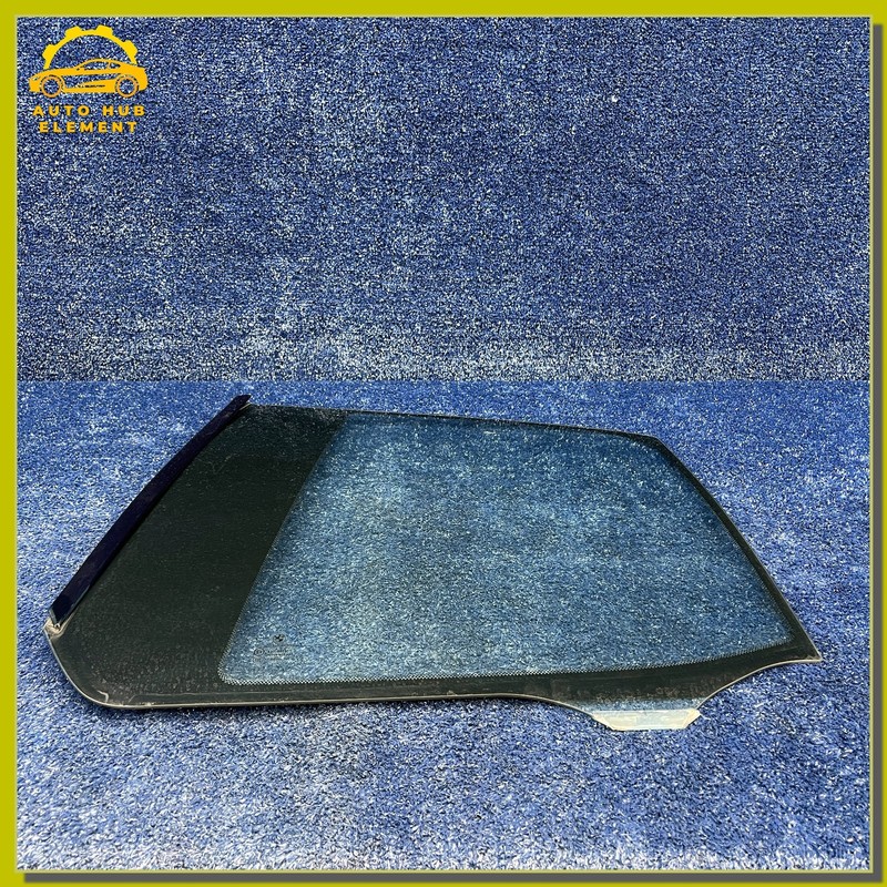 2014-2021 BMW i3 REX Rear Left Driver Side Door Quarter Vent Glass OEM 7288185
