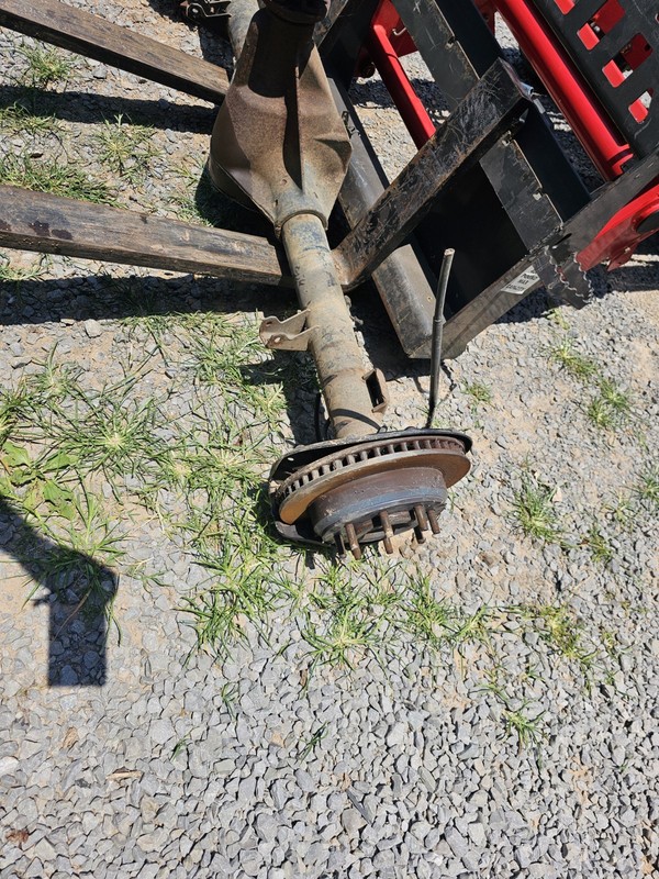 2013 Ford E350 Rear AxleB4 Axle Code