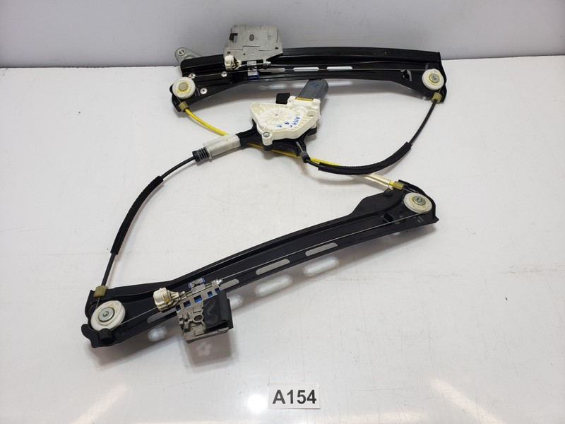 ✅ 12-18 OEM Mercedes C218 CLS550 Front Right Side Door Window Regulator