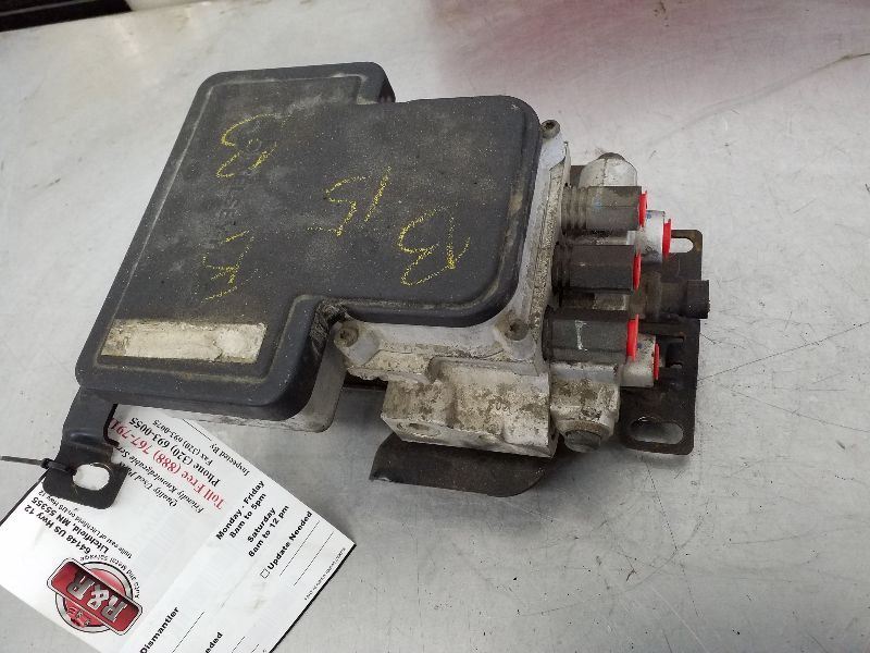 Anti-Lock Brake Part Assembly Fits 98-99 BLAZER S10/JIMMY S15 188923
