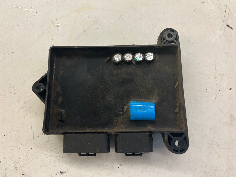 Polaris Snowmobile RUSH 600 Engine Head 4014924 VERY NICE! 2010
