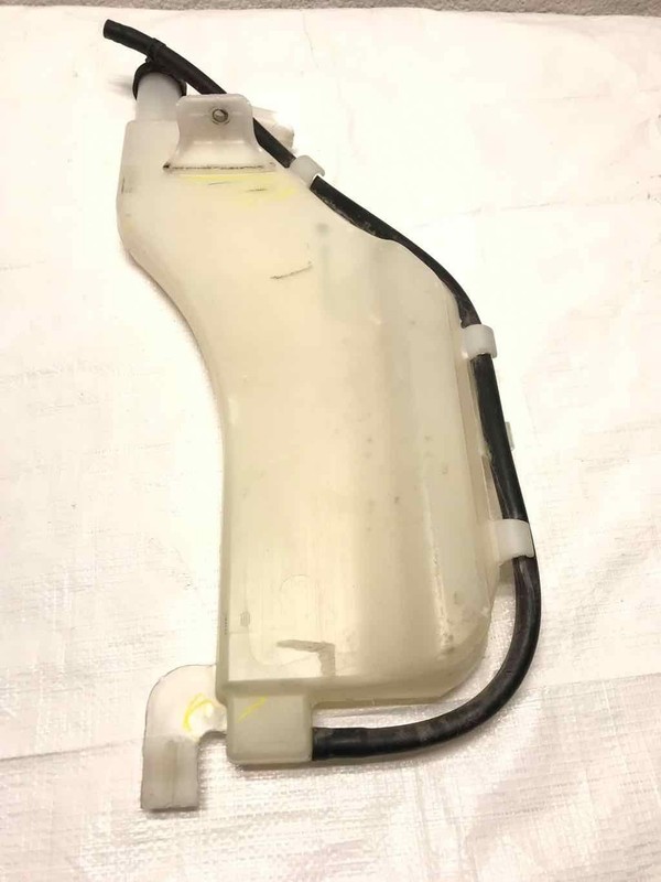 2017 Sentra 1.8L Radiator Coolant Recovery Bottle Assembly Part# 217103SH0A