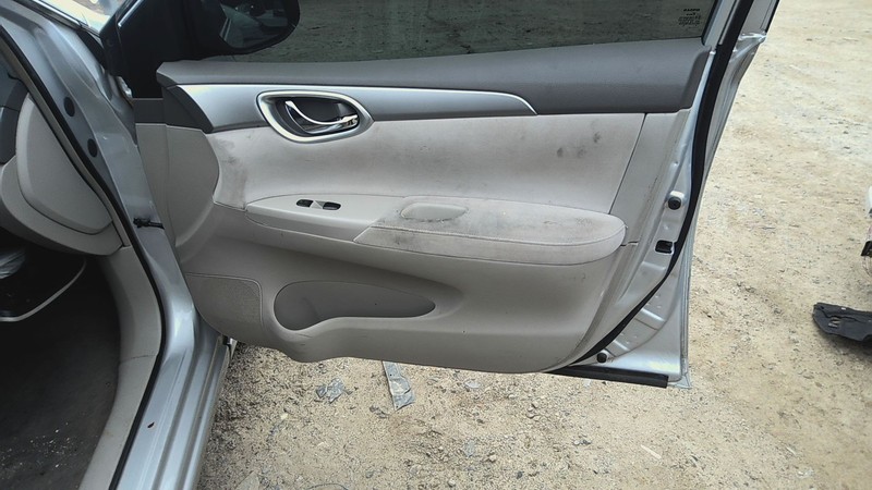 Front Door Trim Panel NISSAN SENTRA Right 13 14 15 16 17 18