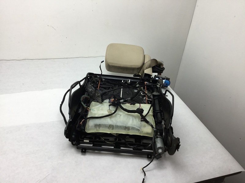 BMW E64 650i Convertible Front Left Upper Seat Frame Headrest Belt 06-10 |:Y