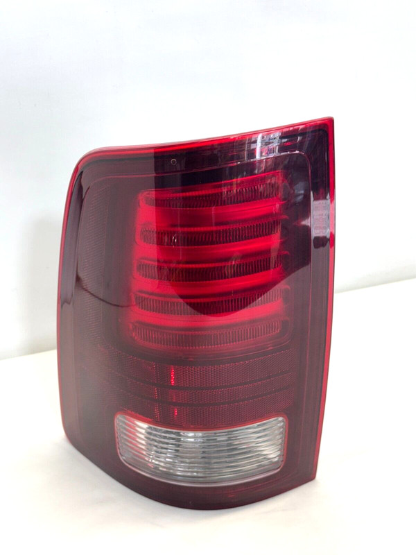 ✅2013-2024 CLASSIC RAM 1500-3500 LED TAILLIGHT TAILLAMP LEFT DRIVER SIDE OEM