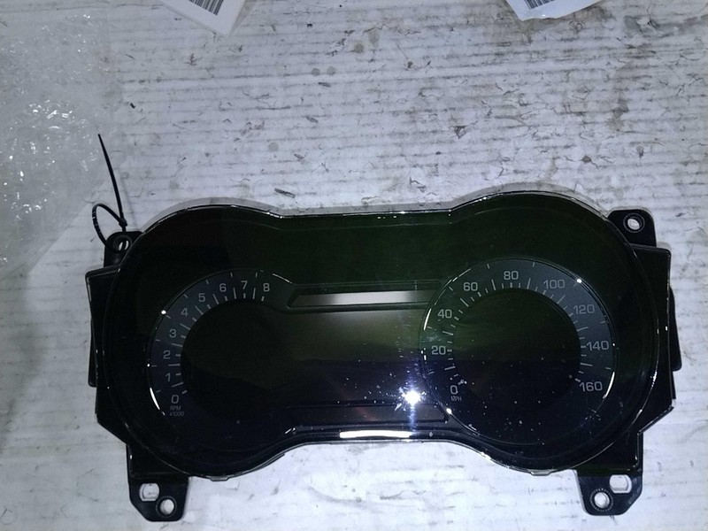2015 Lincoln MKC Speedometer Gauge OEM Silver 2.0L 64000 Miles NJ25-21742