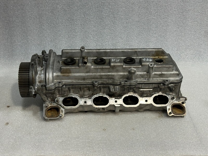 04 Lexus GX470 Passenger Side Cylinder Head 2UZ V8 4.7 w/ Valve Cover