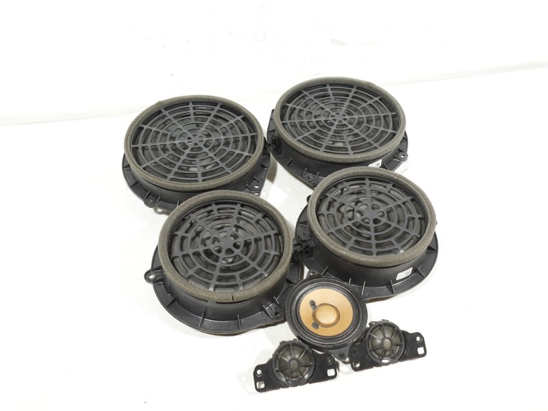 2012-2018 Audi A7 Quattro RIGHT / LEFT Side Lower Door Audio Speaker OEM Set 7