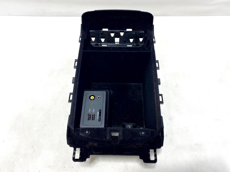 14-20 INFINITI Q50 Q60 CENTER CONSOLE STORAGE COMPARTMENT BOX W/ USB OUTLET OEM