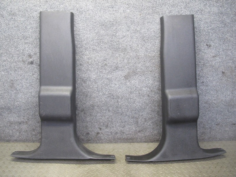 2010-2014 CADILLAC ESCALADE INTERIOR B PILLAR LEFT & RIGHT LOWER TRIM PANEL SET