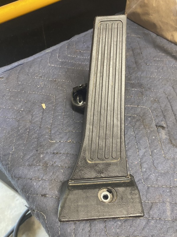2016 Kia Optima LX Gas Pedal OEM