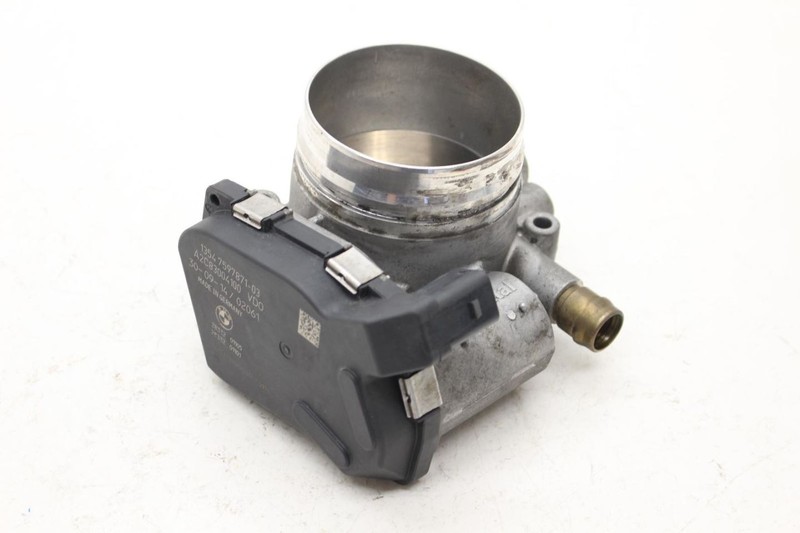 2014-2016 BMW 435i Convertible 3.0L Throttle Body Assembly 13547597871