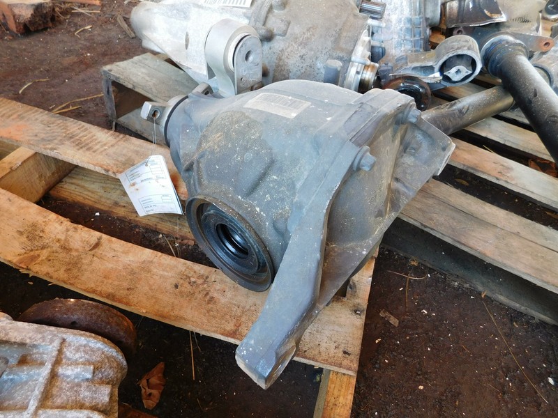 2010 - 2016 MERCEDES BENZ E350 COUPE C207 W207 REAR DIFFERENTIAL DIFF OEM 142K