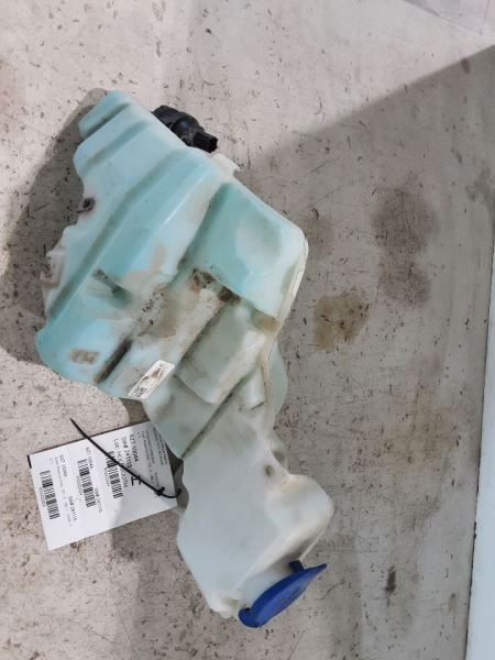 Wash Reservoir Fits 18-20 FORD F150 PICKUP 3322024