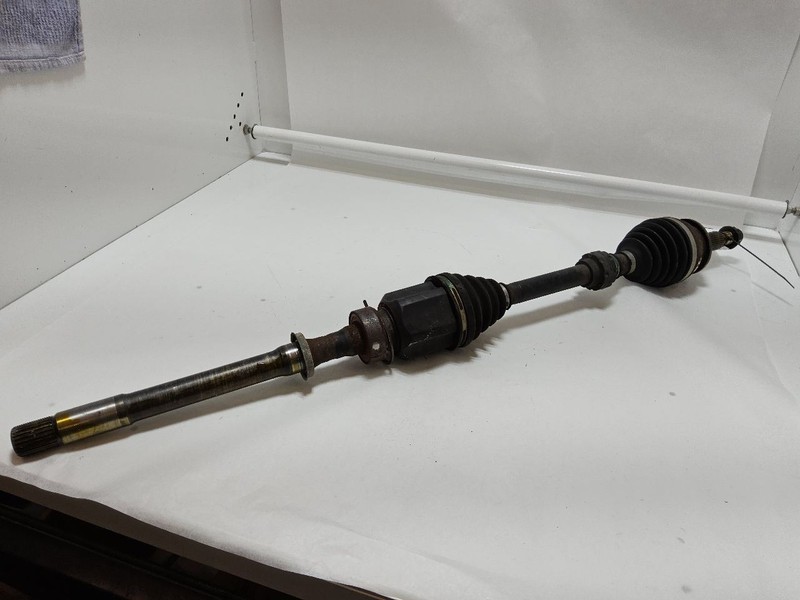Passenger Axle Shaft Front Axle VIN F 5th Digit AWD Fits 13-18 RAV4 3480418