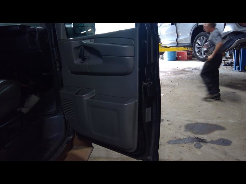 SAVANA 2500 2011 Right Front Door Trim Panel 1649357