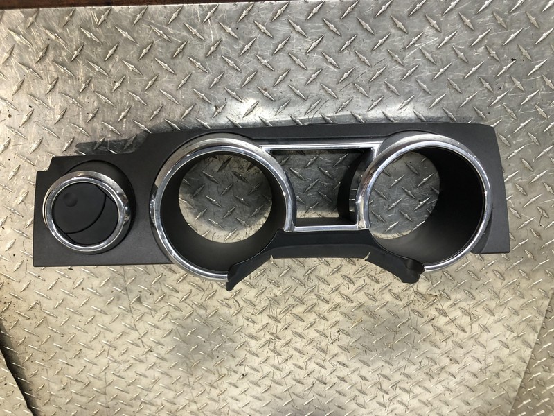 2005-2009 Ford Mustang Speedometer Bezel Assembly Tested