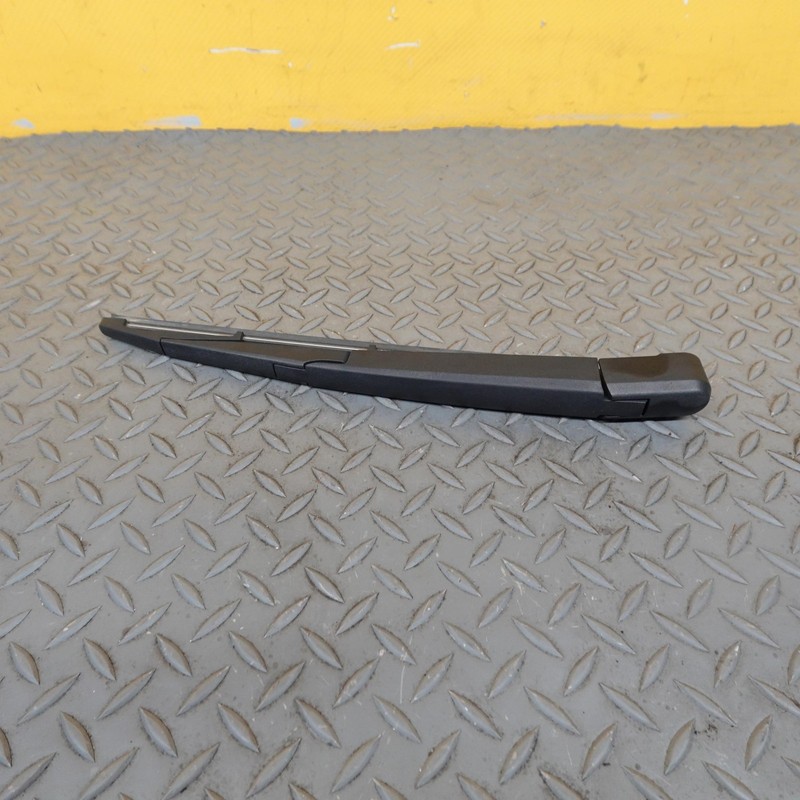 2021-2024 BUICK ENVISION REAR WIPER ARM W/ BLADE OEM 42709519