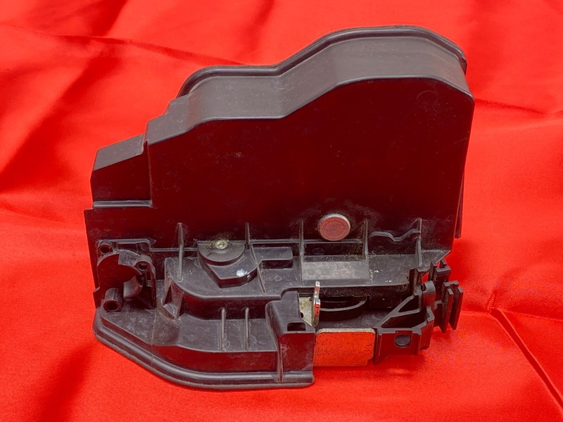 BMW E88 E90 E60 E70 F30 F36 Front Right Passenger Door Actuator Latch Lock OEM✅