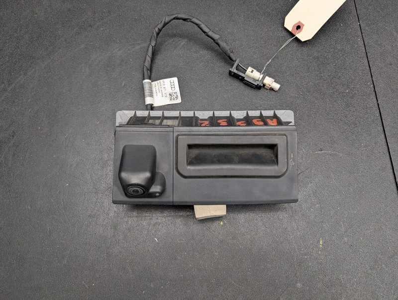 Rear View Camera w/ Trunk Release Switch 2019 Audi A7 4N0980546A 2020 2021 -2024