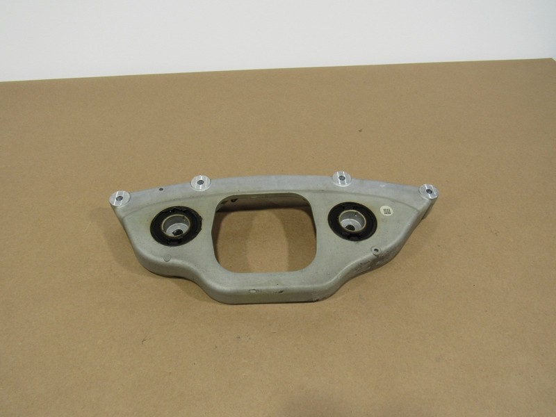 18-21 Mercedes GT 63 X290 2019 Rear Differential Bracket Mount Support :A