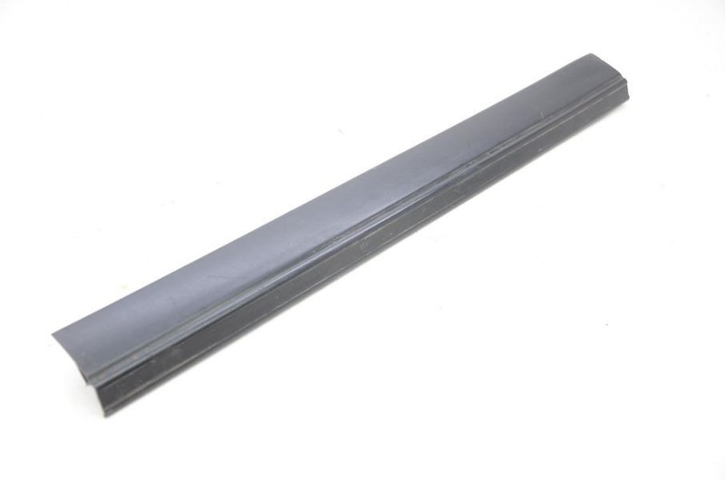 2000-2002 BMW Z3 Roadster Driver Left Front Interior Door Sill 51.47-8397547