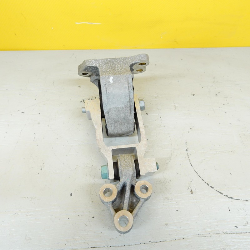 2024-2025 NISSAN ROGUE 1.5 ENGINE REAR LOWER TORQUE ROD MOUNT W/ BRACKET OEM
