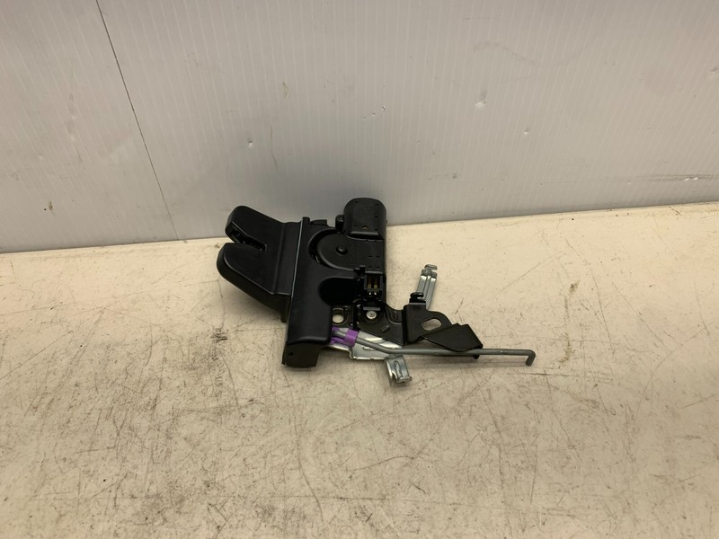 2002-2004 LEXUS ES300 ES330 TRUNK LID LOCK LATCH ACTUATOR