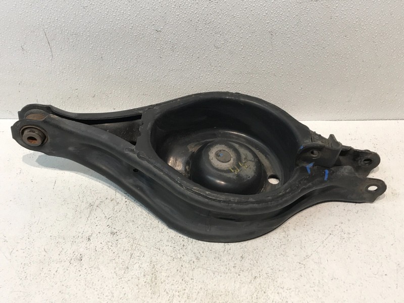 03-08 Pilot Passenger Side Right Rear Lower Control Arm Bar Coil Suspension OEM