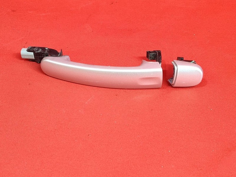 2009-2018 Volkswagen FRONT RIGHT PASSENGER Door Handle Set LA7WL Reflex Silver