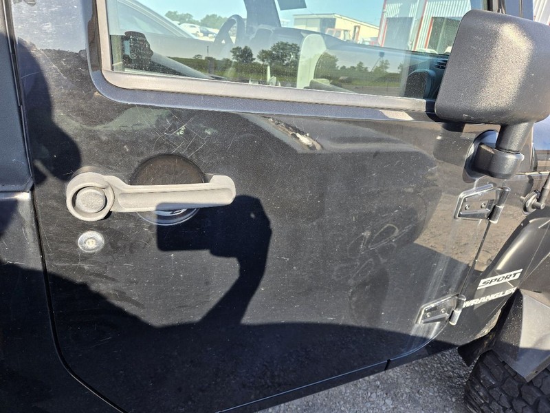 Passenger Front Door Full Door Fits 07-10 WRANGLER 3547545