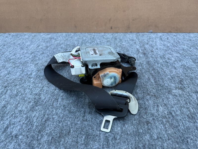 INFINITI FX50 2009-2013 OEM FRONT RIGHT PASSENGER SEAT BELT ASSEMBLY (BLACK)