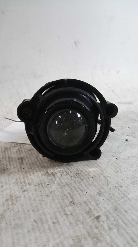 2017 GMC Acadia Left White Fog Light Assembly OEM 10335108 25963286