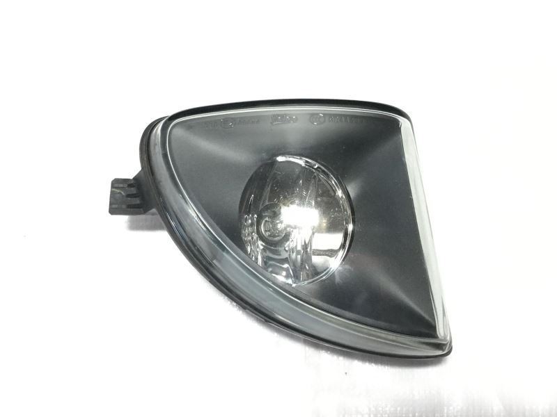 2011-2013 BMW 528i 535i F10 RIGHT FRONT FOG LIGHT W/O M-SPORT 23743