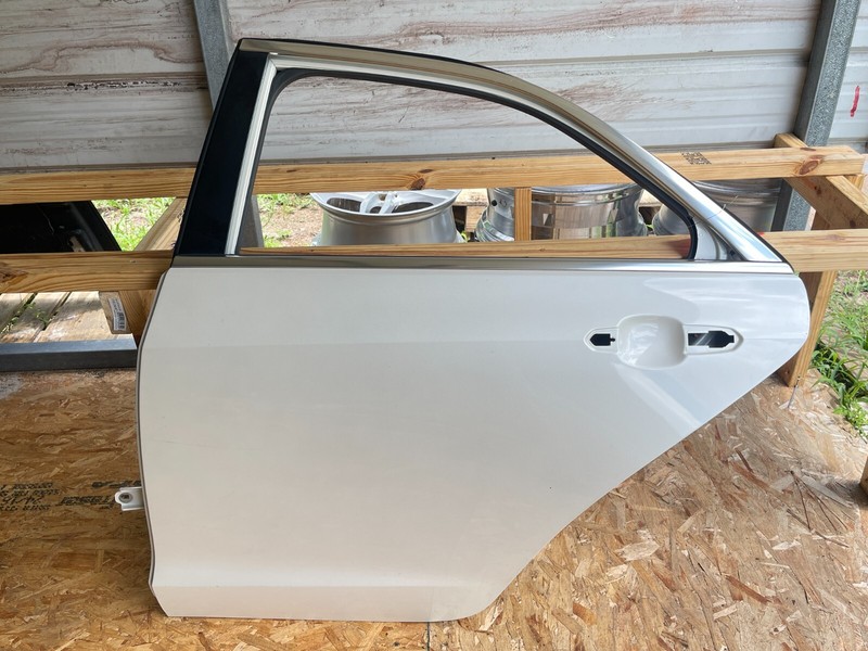 13-18 CADILLAC ATS SEDAN REAR LEFT DRIVER SIDE DOOR SHELL OEM