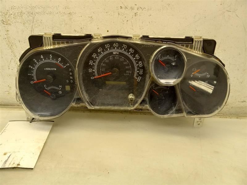 07 TOYOTA TUNDRA SR5 SPEEDOMETER CLUSTER CRACKED LENS, BROKEN TABS ON TOP