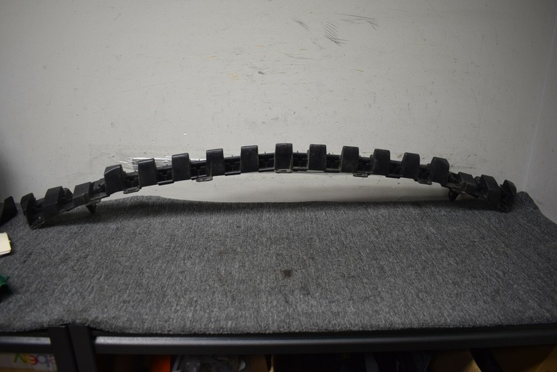 2010-2013 MERCEDES BENZ E550 E350 CENTER SUPPORT FACTORY OEM LOCAL PICKUP ONLY