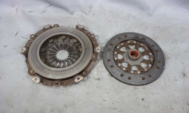 1990-1999 BMW E30 E36 318i M42 M44 Factory Clutch and Pressure Plate Set OEM
