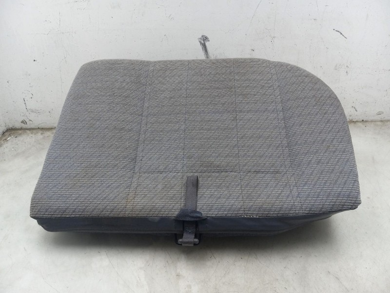 1996 TOYOTA 4RUNNER SR5 3.4L 4WD AT PASSENGER SIDE REAR SEAT BOTTOM CUSHION