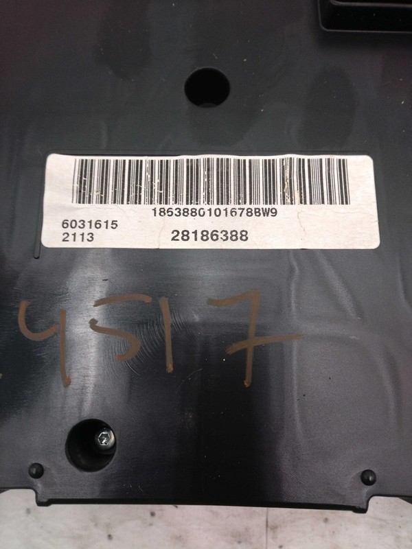 2010 Chevrolet Silverado 1500 Speedometer Gauge Blue OEM 584423 Used 195K Miles