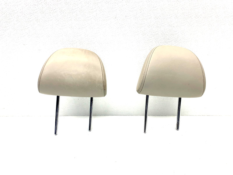 13-17 LEXUS LS460 1ST ROW LEFT AND RIGHT HEADREST OEM A0.46