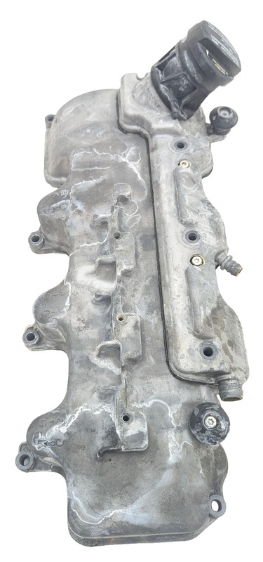 01 - 05 MERCEDES BENZ C240 LEFT DRIVER VALVE COVER 2.6L