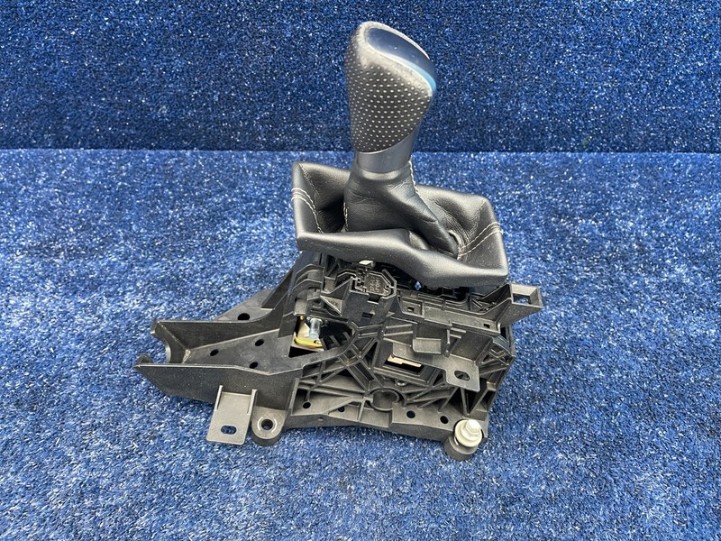 2018-2021 Lexus NX300 Automatic Transmission Shifter Assembly OEM75M013