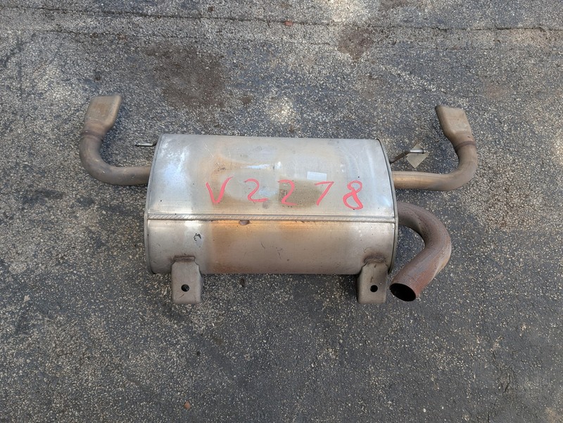 Exhaust Muffler 2015 Volvo S60 31317405 2014 2016 2017 2018