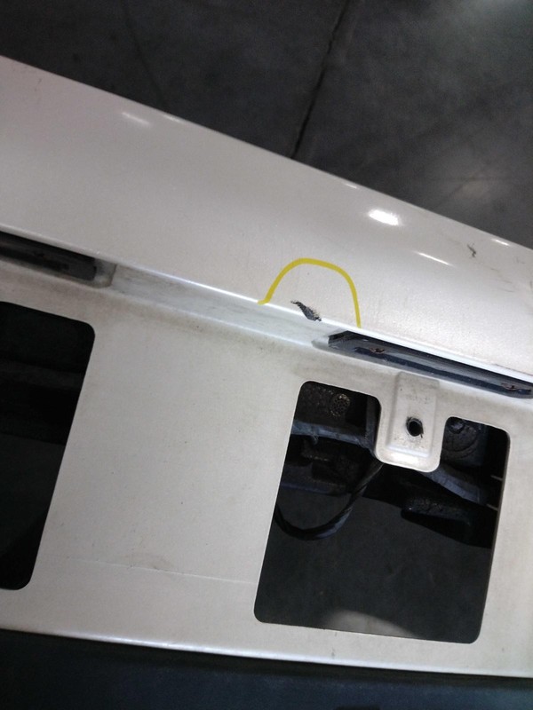 2013 Lincoln MKX White Rear Bumper Assembly OEM 179K Miles BA1Z17810APTM