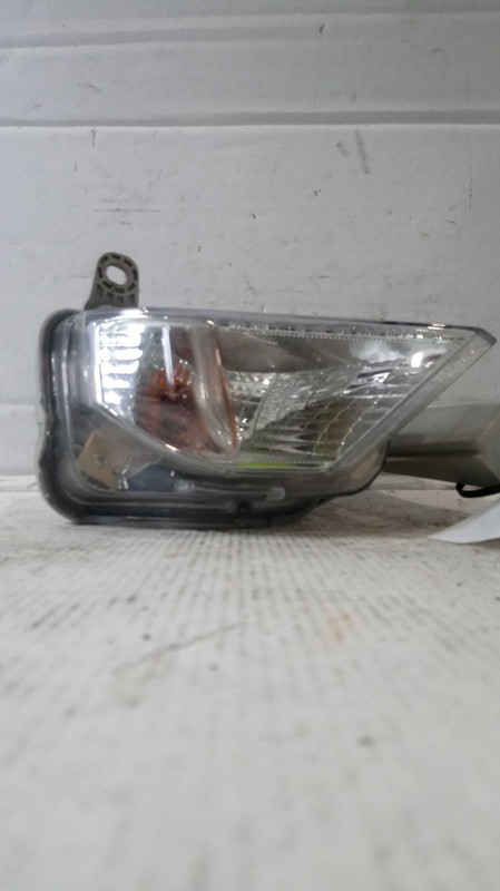 2020 Nissan Altima Left Fog Light Assembly Black OEM 675503 92K Miles