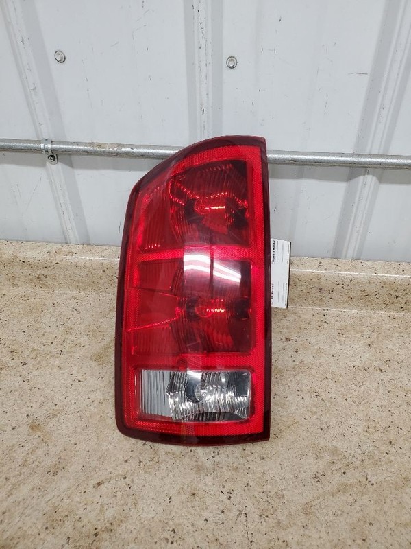 Driver Left Tail Light Pickup Fits 07-09 DODGE 2500 PICKUP 309334