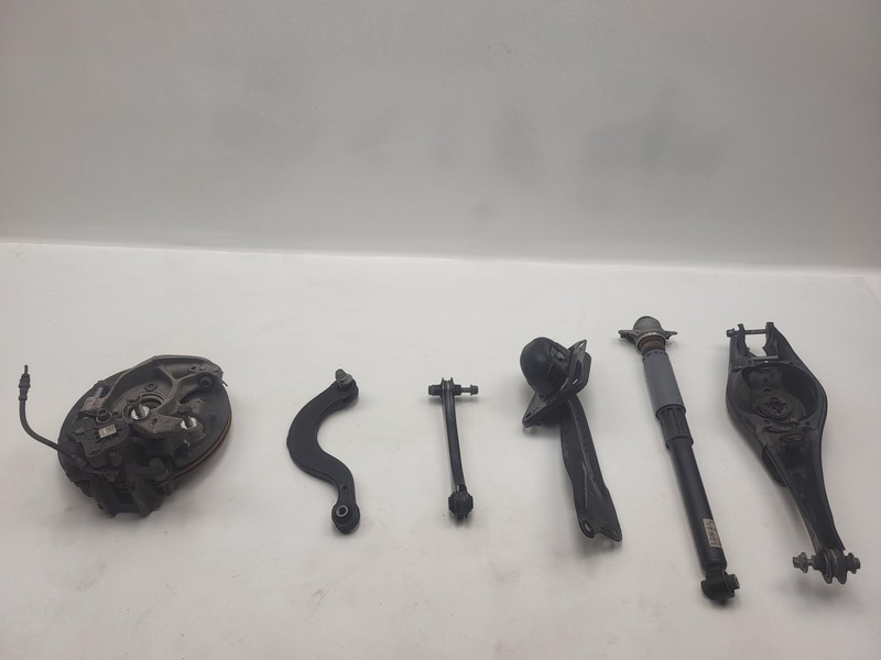 2022-2024 Audi S3 Right Passenger Rear Suspension Knee 2.0L AWD 15k Miles OEM